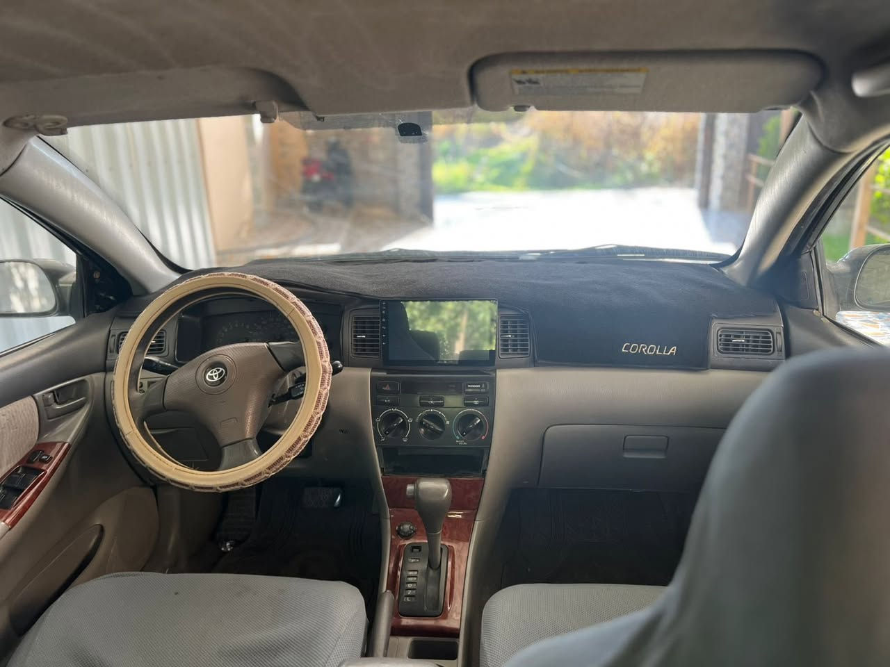 السلام عليكم للبيع كورلا نحله 2008رقم صلاح الدين دولي   محرك 1800
السياره وارد أمريكي ضرر جاملغ الأمامي 
وهلال الجاملغ الخلفي مصبوغه حزام 
كير ومحرك تبريد السياره كامله وترايهه وين ما تريد سعر السياره (88وبيهه  مجال مكان السياره الضلوعيه  ***********
***********
