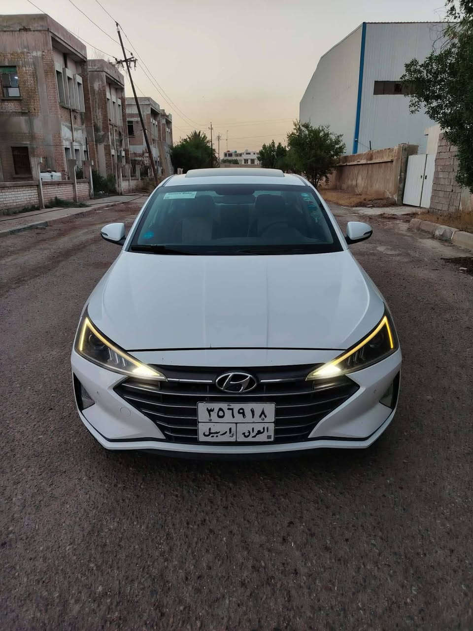 النترا. 2020        ELANTRA ماشيه 100
رقم اربيل بسم شركه تحويل وكاله 
فول موصفات 1/1
خليجي     
بصمة
سلايد - فتحة
محرك2000 دوش وضع شركه 
حساس  خلفي & امامي بلادي 
كاميرا خلفيه  أمامي 
شاشةكبيره اندرويد 
تحكم أستيرن 
وضعيات قيادة متعدده ٣ وضعيات
 عادي وسبورت وذكي
كشنات جلد لونين
مري شفط نضام ترحيب 
صندوق بصمه ذكي
عليه منضومة زنون ثلجي 
تبريد قطعتين

مدخل AUX+USB/بلوتوث...
بصمة ابواب
سياره مكفوله كفاله عامه عد كارت مقدار 4اصابع 

السعر 168 ورقه وبيه  مجال.      ترهم مراوس بسياره اقل من سعرها 
 
العنوان الدوانيه قضاء الشاميه 

للاستفسار اكثر  الاتصال ع او واتساب 
***********
