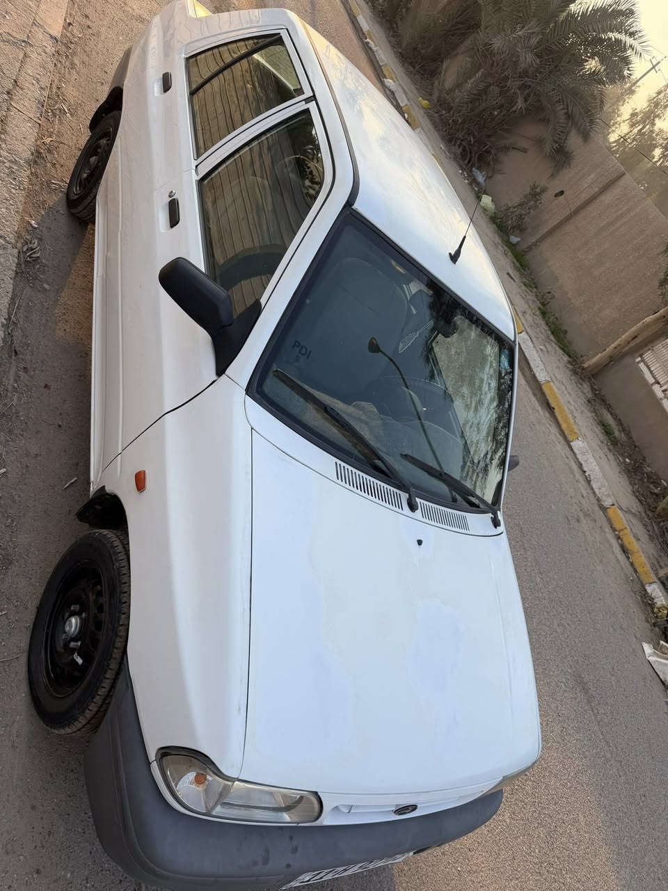 السلام عليكم من رخصه مدير الكروب المحترم سياره سايبه موديل ٢٠٢٠ ماشيه ٨٣ الف السياره جديده بيه جراد بالبنيد والصندوك بيه طخه بالجاملخ بصف السايق وطخه بسيطه بالبكلايت الخلف السايق السعر المطلوب ٥٧ ورقه وبيه مجال حق الجيه العنوان بغداد الشعب رقم الموبايل *********** السياره بااسمي الرقم الجديد الانكليزي تحياتي للجميع
