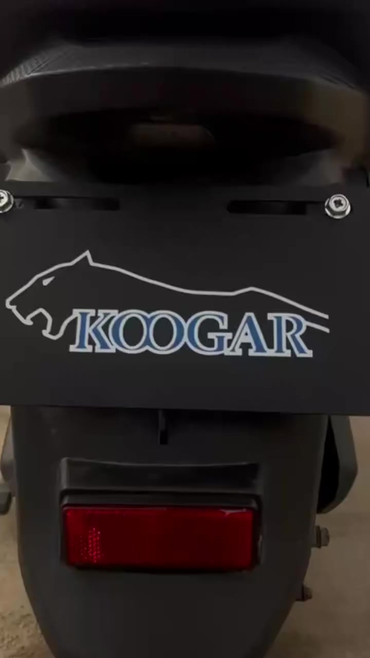 السلام عليكم دراجه شحن للبيع الدراجه نضيفه كلش 
السعر خاص 
مكاني واسط الصويره 
***********
