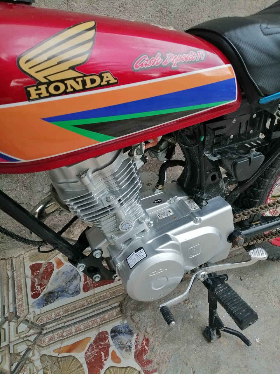 سلام عليكم دراجه نامه شلامجه للبيع
اوراق سكنر ٢٦ صارلهه ٤٠ يوم من اتعمرت دراجه
ويلات رياضي امس شديتهن دبل كدام باكستاني
دراجه كارتون ومكفوله
السعر ٦٥٠ وبيهه مجال للشراي مستعجل على بيع
عنواني القرنه ناحية الثغر رقمي ***********
