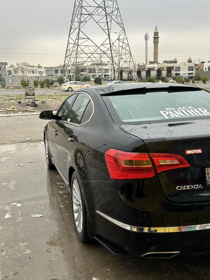 مرواس مع اودي A62016
كيا كادنزا 2012_6V خليجي 

فول فول مواصفات 

كشنات جلد مري قلاب حساسات كامرة خلفية تدفئة كشنات خلفي امامي بردة خلفية بانورما تحكم جهتين سترين+ ستيرن كهرباء ابواب بصمة تشغيل بصمة كشنات كهرباء الامامية + تخزين كشنات سماعات انفينتي المراية الوسطية تظليل ليلي تحكم راديو خلفي تبريد قطعتين ثلاجة

ترايها وين متريد  

سيارة بيها بس بارد ب جاملخ جهة السايق 

***********
