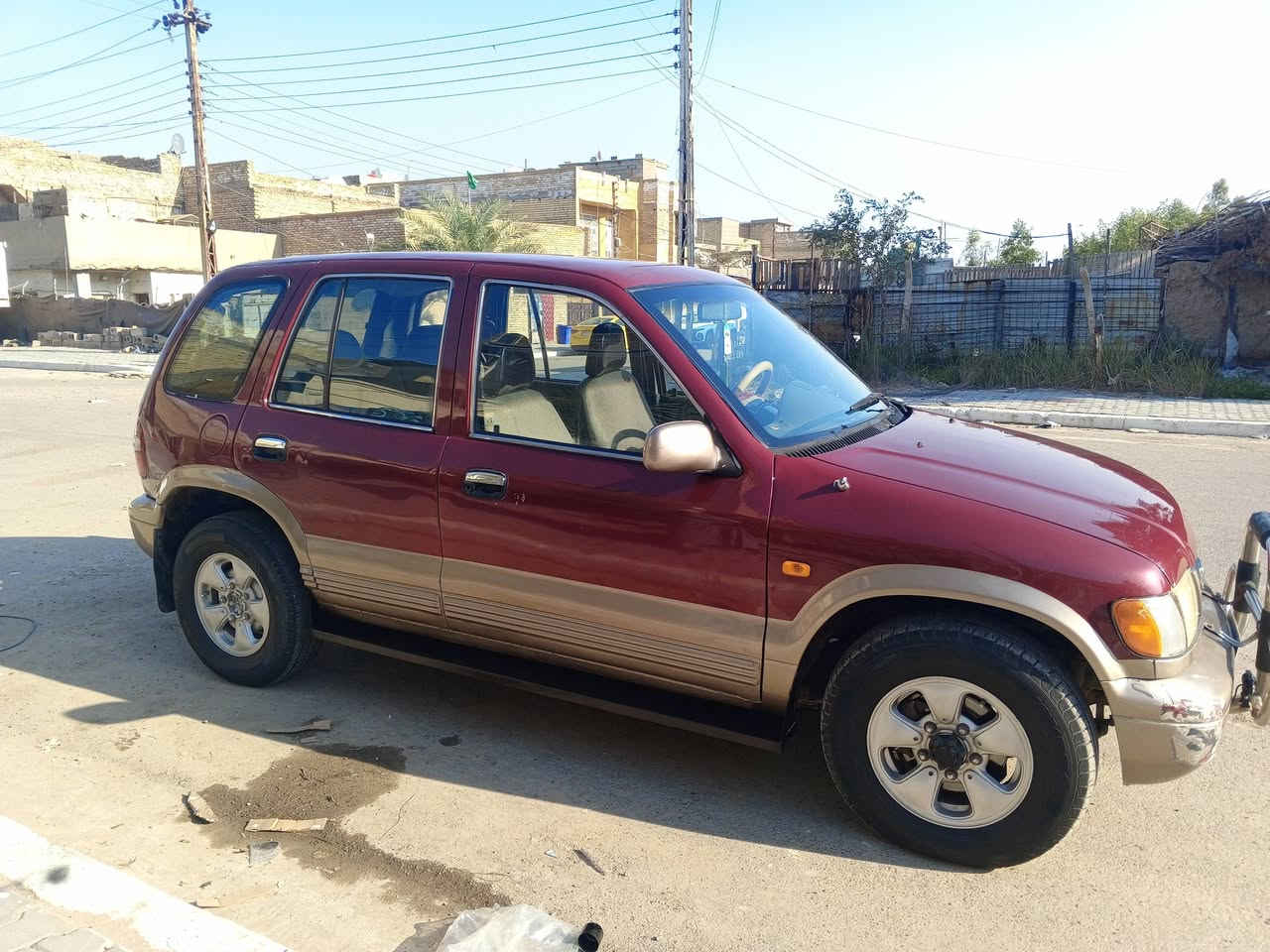 السلام عليكم 
كيا سبورتج موديل 97 للبيع مكينه وكير فور اس ياباني تخم تاير وسبير  نظيفات كهربائيات شغاله تبريد مابيها رقم بغداد شرط تحويل كشنات جدد دواخل نظيفه سيارة خير من الله ناعمه وحلوة السعر 48 وبيها مجال مكاني بغداد الحسينيه مال راشديه الرقم ***********
***********
