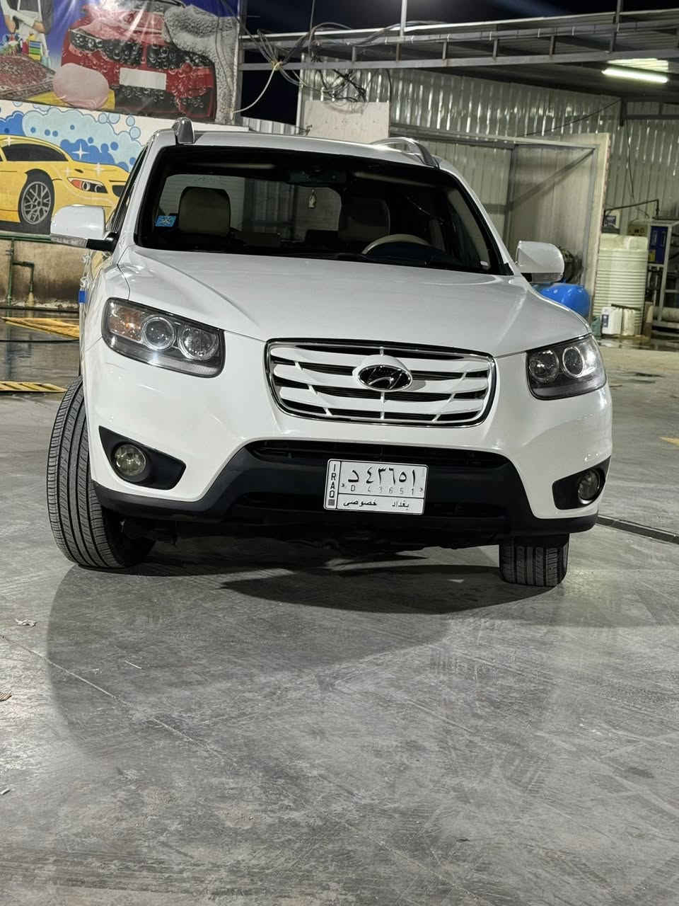 السلام عليكم  سنتافي خليجي مكفوله  فول مواصفات فتحه بصمه مري شفط اشاير بالمري موديل  11
مكينه 6 سلندر 
تبريد 3 قطع 
7راكب 
كشنات جلد 
***********
