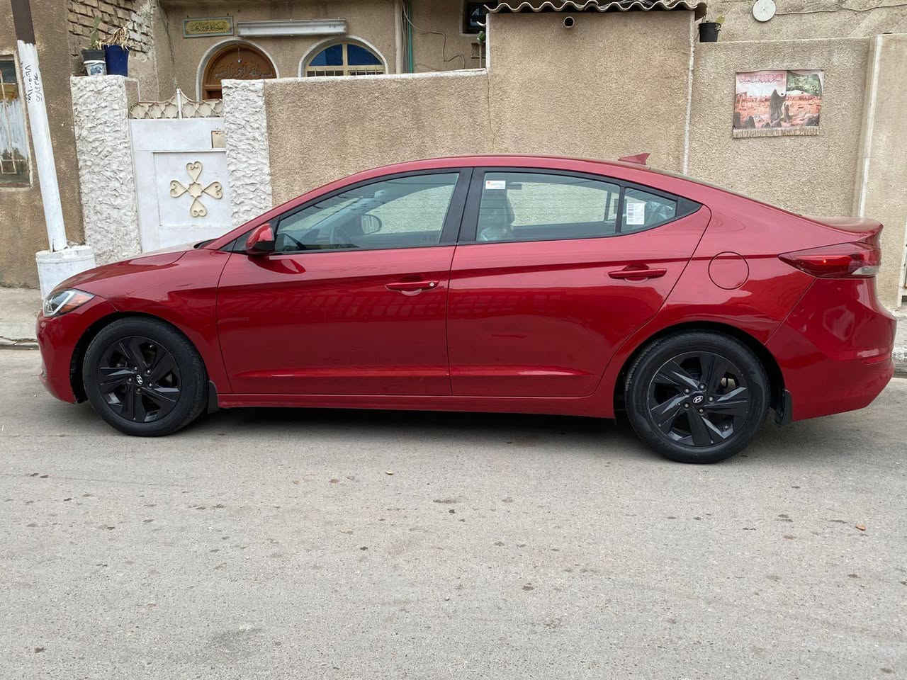 السلام عليكم النترا موديل 17 سياره لا نقود لا شواصي لا ايرباك سياره كير مكينه حداديه تبريد كله شغال تخم تاير جديد سنويه 29 عنوانها بصره خمسمين لسعر 113 /***********
