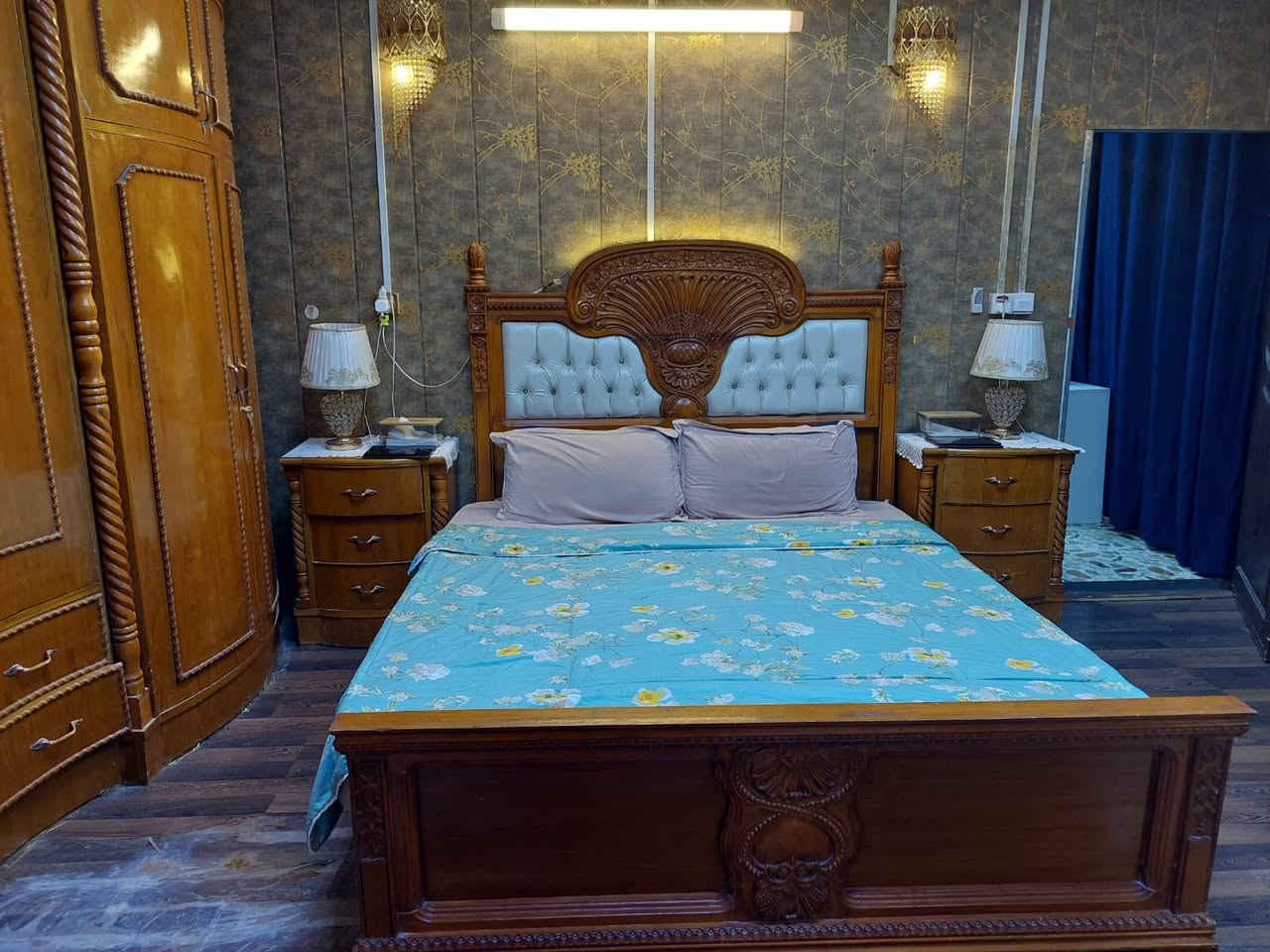 غرفة نوم صاج تفصال سعر ب700العنوان كراده بيها فقط عيب واحد


**إذا كنت صاحب هذا الإعلان وتريد حذفه لأي سبب، رجاءا أرسل رسالة إلى الدعم الفني**