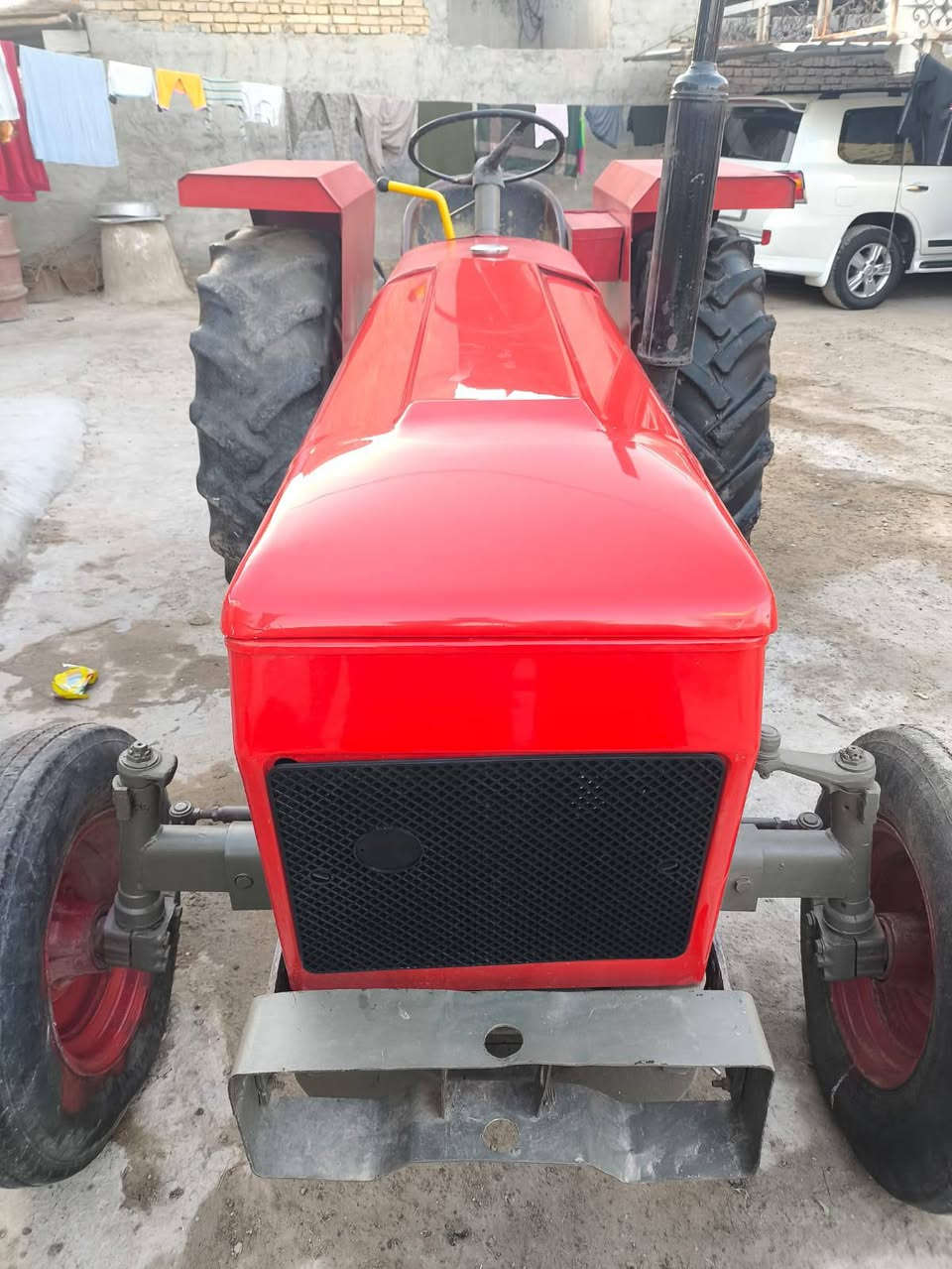 السلام عليكم دركتل عنتر موديل ٨٨بدون رقم جاهزة محرك لا تنقيص ولا تبخير أي نقص مابية  مكاني ميسان الشراي يتصل ***********/***********
