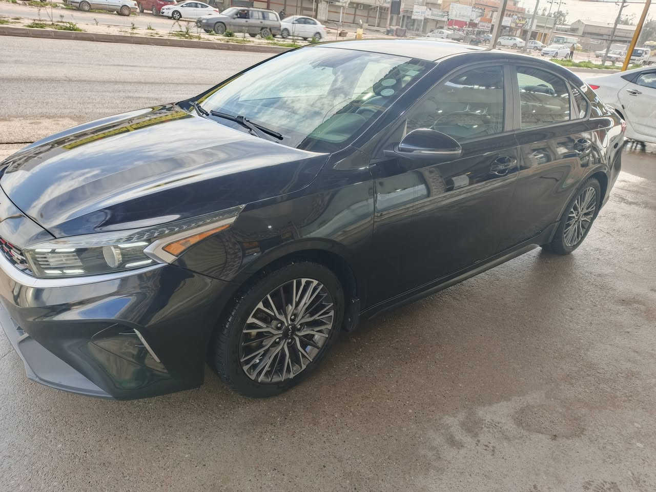 السلام عليكم.. كيا فورتي موديل 2023GTLin لون اسود محرك 20سياره فول مواصفات بصمه ماعدا سلايد رقم اربيل ماشيه 34ميل ضررثلث قطع.. صور سياره بالمنشور سعر على الخاص بيع بدون مراوس تواصل واتساب /اتصال
 ***********
***********
