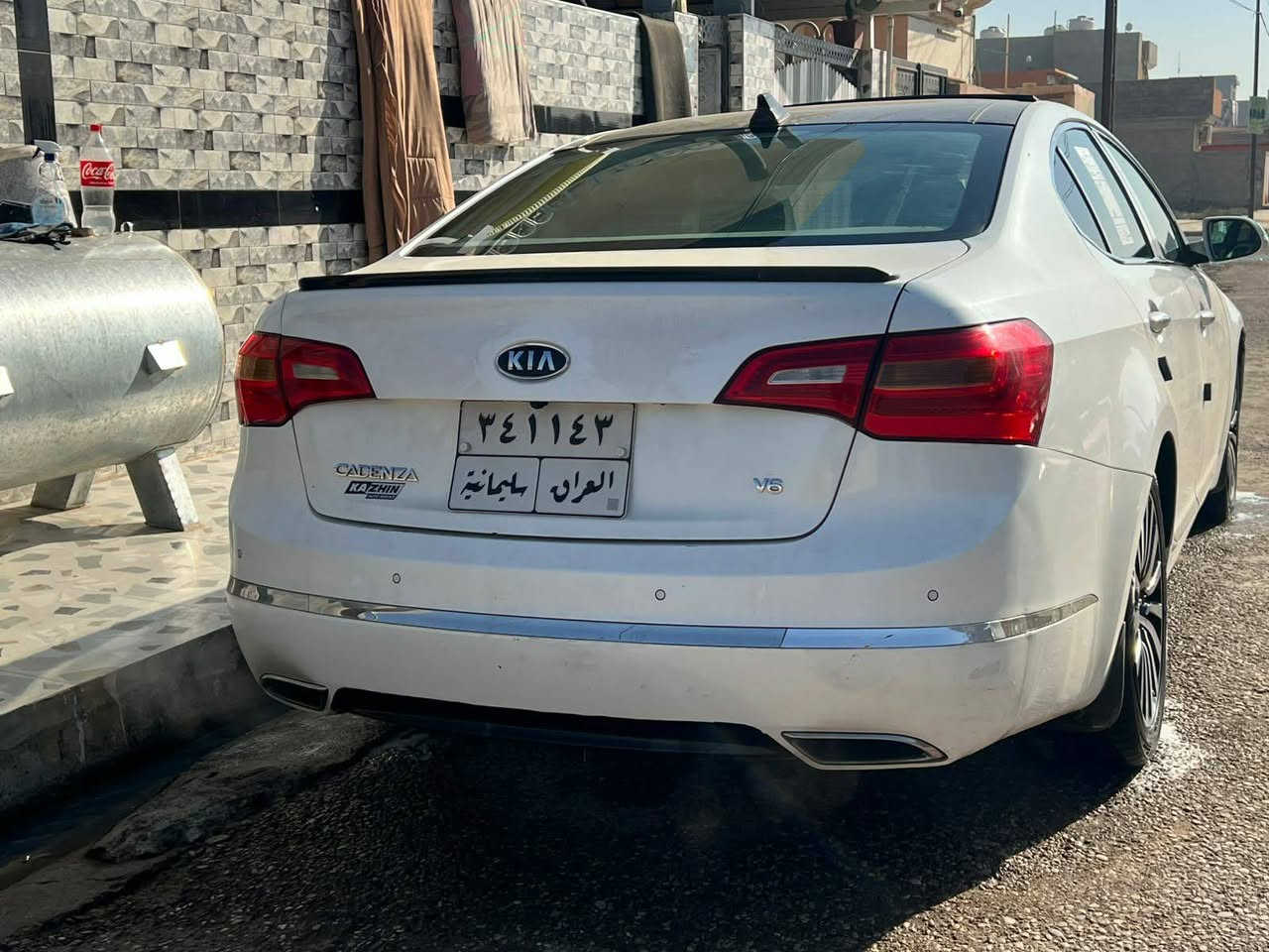 للبيع كيا كادينزا 2012
خليجية فول مواصفات 
رقم سليمانيه الدولي 
---------------------
 * المواصفات * 🥇🏅
• بصمة دخول ذكي 
• فتحة سقف بانوراما 
• كشنات جلد - كهرباء - تدفئة 
• حساسات - كاميرا خلفية 
• تبريد قطعتين 
• ذاكرة خزن 
• محرك V6 
• اشاير مري 
• تحكم ستيرن جهتين 
• باقي المواصفات موضحة بالصور 
بيها مكانين بارد
***********
***********
