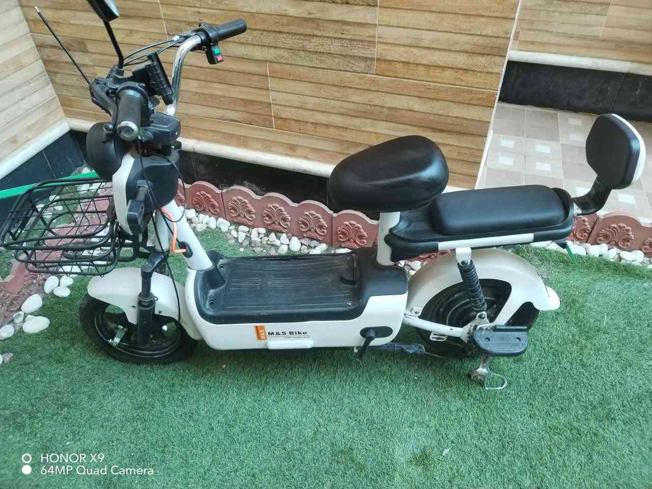سلام عليكم دراجه شحن نضيفه مال بيت بس بطاريات ضعيفه يحتاج تبديل سعر ١٦٥ او بيها مجال حك جيه بلديات شارع المصرف


**إذا كنت صاحب هذا الإعلان وتريد حذفه لأي سبب، رجاءا أرسل رسالة إلى الدعم الفني**