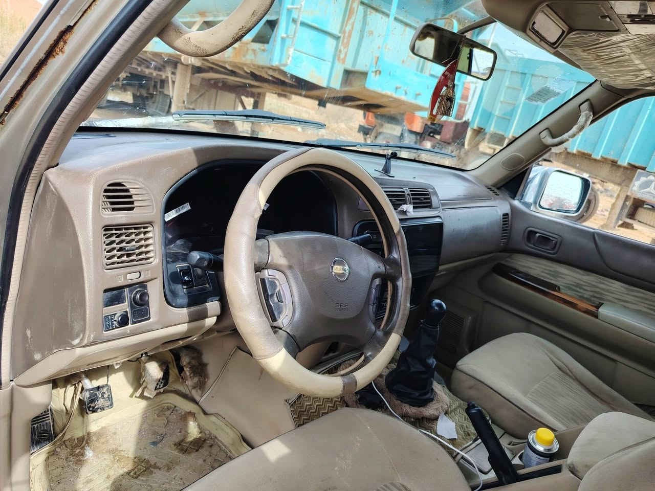 سلام عليكم البيع جيب بترول موديل 202قطري مكفولة من ضربه ول كلبها بيه شخطات بصيطات رقم ربيل الماني تصال ع رقم***********
