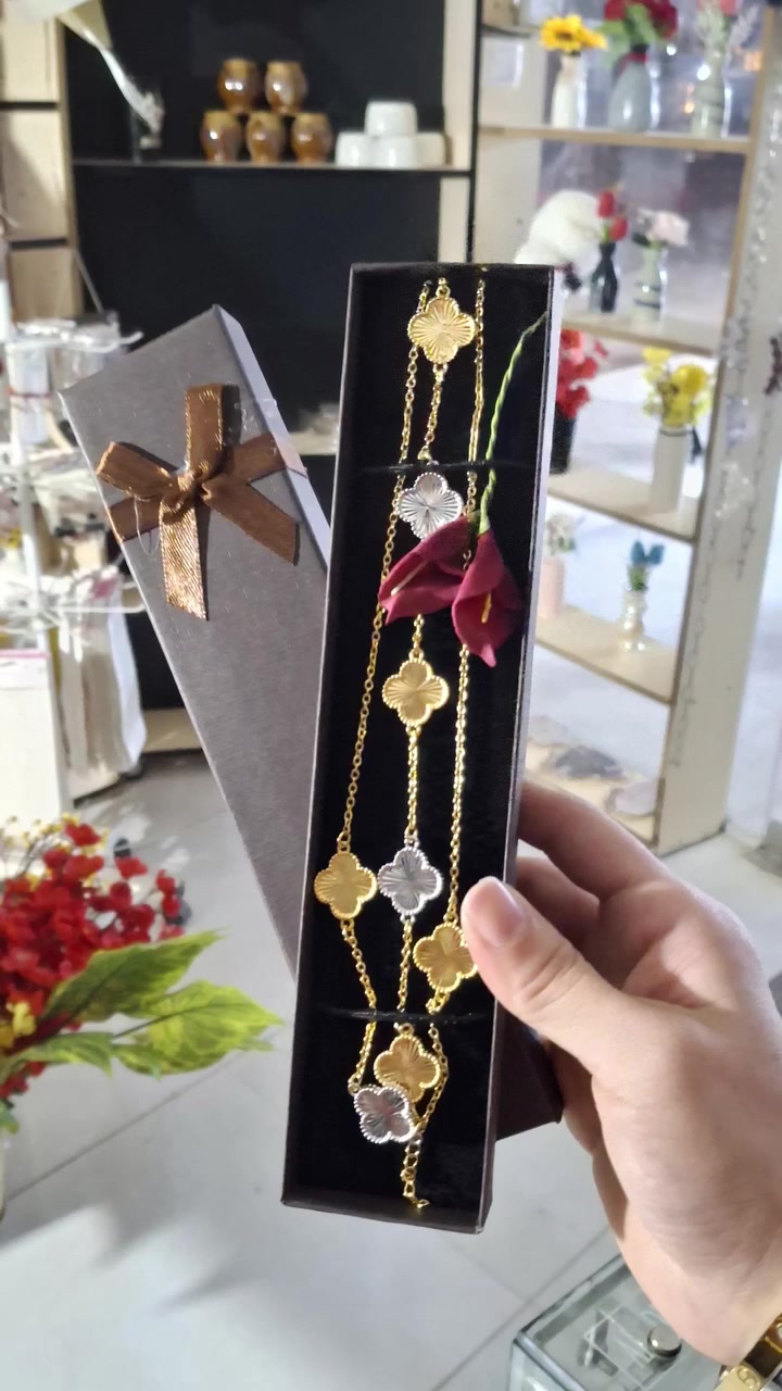 طلب تجهيز ❤💛🤍✨
#ورد #اكسسوارات #ساعات_نسائيه #قلائد_نسائية #ساعات #قلائد_نسائية #هدايا #هدايارجالية #مكياج


**إذا كنت صاحب هذا الإعلان وتريد حذفه لأي سبب، رجاءا أرسل رسالة إلى الدعم الفني**