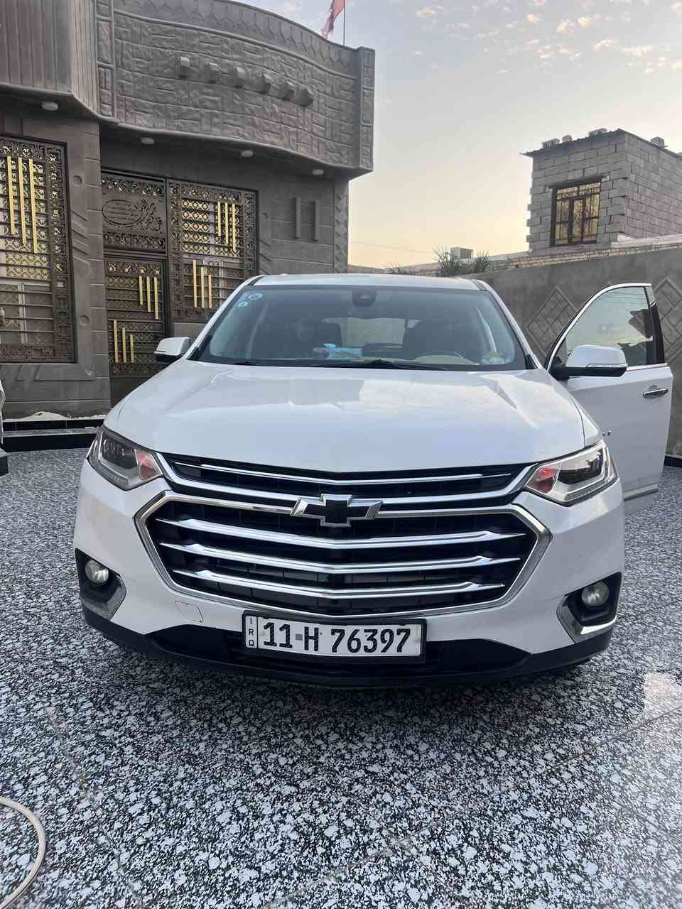 #-اللهم صلي على محمد وال محمد
شوفر لية ترافرس وارد امريكي موديل 2018
اعلى فئه
Vip كشنات
3 قطع تبريد
كشن تدفئه تبريد
تحكمات ستيرن
دخول ذكي 4 ابواب
تشغيل عن بعد 
جنطه كهرباء
 7 راكب
منضومه غاز
ماشيه 145 الف
بانوراما عدد 2
دفع رباعي
مانع انزلاق
تدفئه ستيرن
شاشه لمس
شاشه تدعم ابل كاربلي + اندرويد اوتو
تحكمات مري
شاحن ماكسيف 
تحديد مسار 
كامره دواره 360  
مراقبه نقطه العمياء
3 وضعيات قياده 
كشنات منفصل جلد 
فول مواصفات 
السياره موجوده بصره كرمه علي 
السعر 210 وبيها مجال للناس الخيره 
الاستفسار ***********
