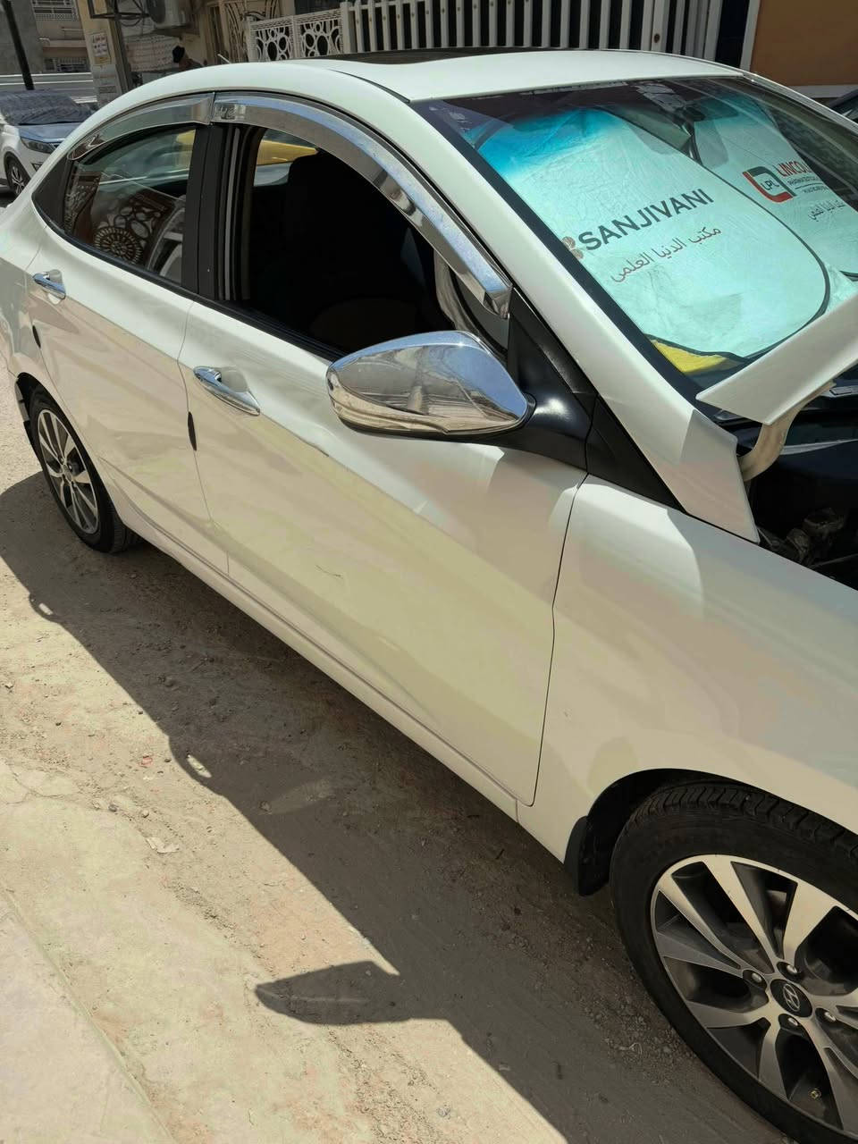 السلام عليكم اكسنت2016 خليجي 
ماشيه 102 
صدر امامي جديد 
مكينه خير من الله 
تخم بلكات مجاول جديد
ولف حماوة جديد
تبريد ثلج 
شخوط بسيطة بالدعاميات 
السعر 118$
للاستفسار 
***********
