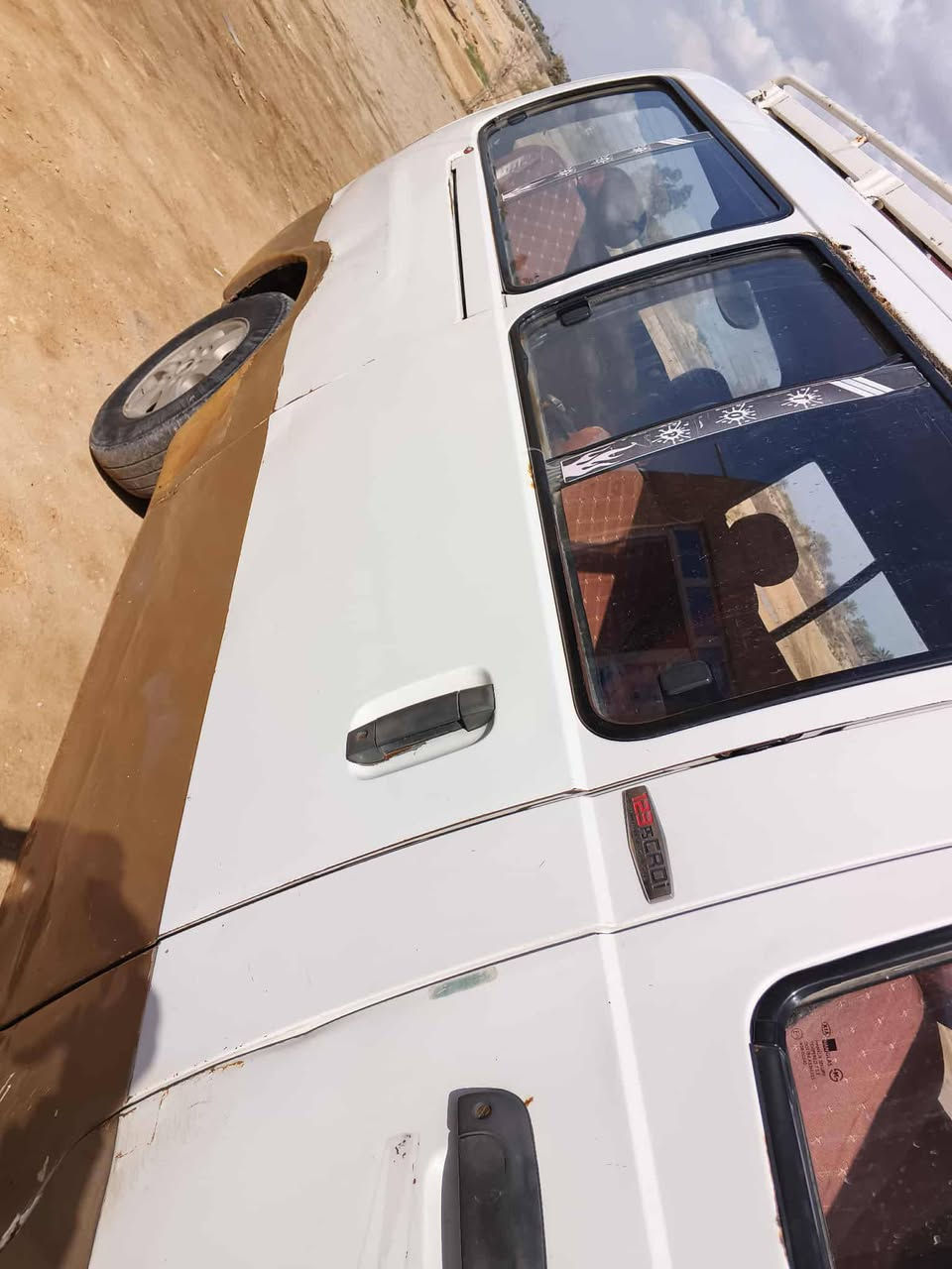 سلام عليكم منغولي مسكر للبيع 2004 بس شادلهه محرك مفتوح هسه بي تبخير هيئه ومرور مصفره لل2028 بسمي شرط مداور ثاني يوم مكاني حله دبله بسوك دوهان  ***********
