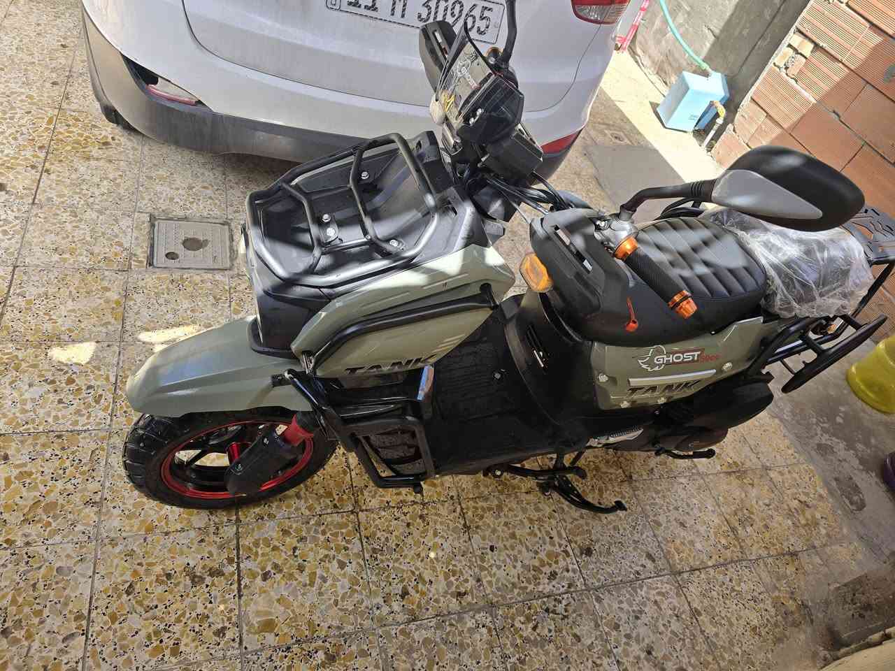 سلام عليكم  هاي الدراجه لبيع
جوست جو ( شبح ) قبل سبوع طالعه من المعرض صفر كيلو متر 
السعر (مليون 100 ) وبيه مجال  
ليريده بي خير ودلل رقمي 
***********
***********
