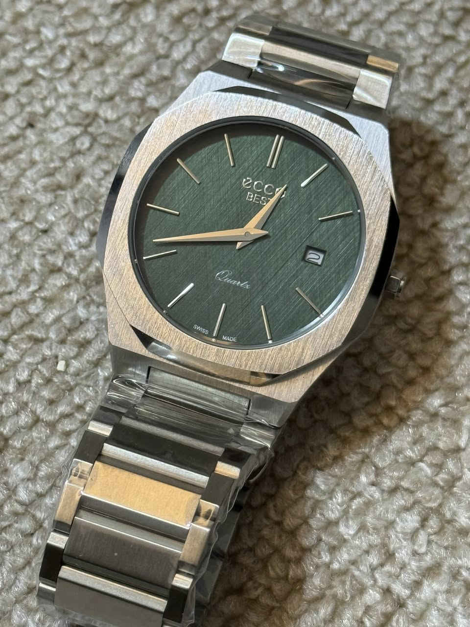 ساعة ماركة سويسرية غير مستخدمة
يوجد توصيل كافة محافظات العراق


**إذا كنت صاحب هذا الإعلان وتريد حذفه لأي سبب، رجاءا أرسل رسالة إلى الدعم الفني**