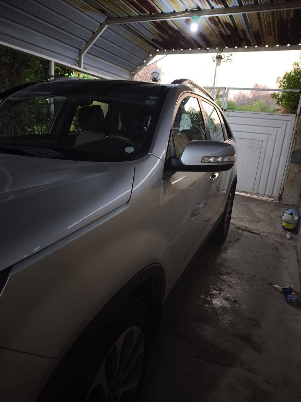 السلام عليكم سورنتو للبيع السيارة نظيفة جدا وجاهزه مكانه نجف تفاصل اكثر اتصل بالرقم *********** مكلف بالنشر
