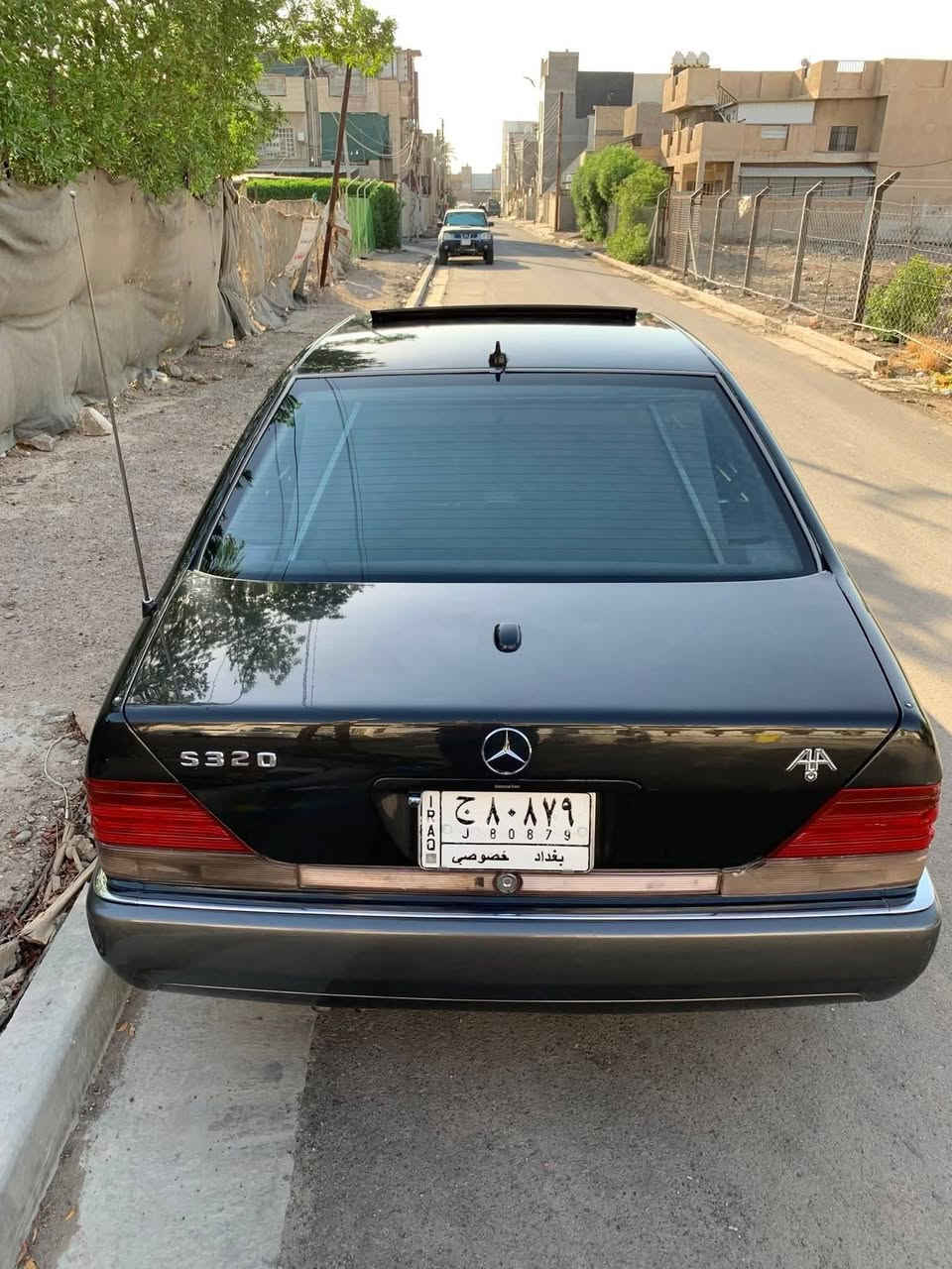 السلام عليكم ورحمة الله وبركاته سياره شبح w140 موديل 92 اسود غير محدد رقم بغداد  باسمي مكينة خراطيم خير من الله تبريد السياره حلوه ماناقصة شي باب قصير السعر 80 بيه مجال مكان السياره بغداد ***********
