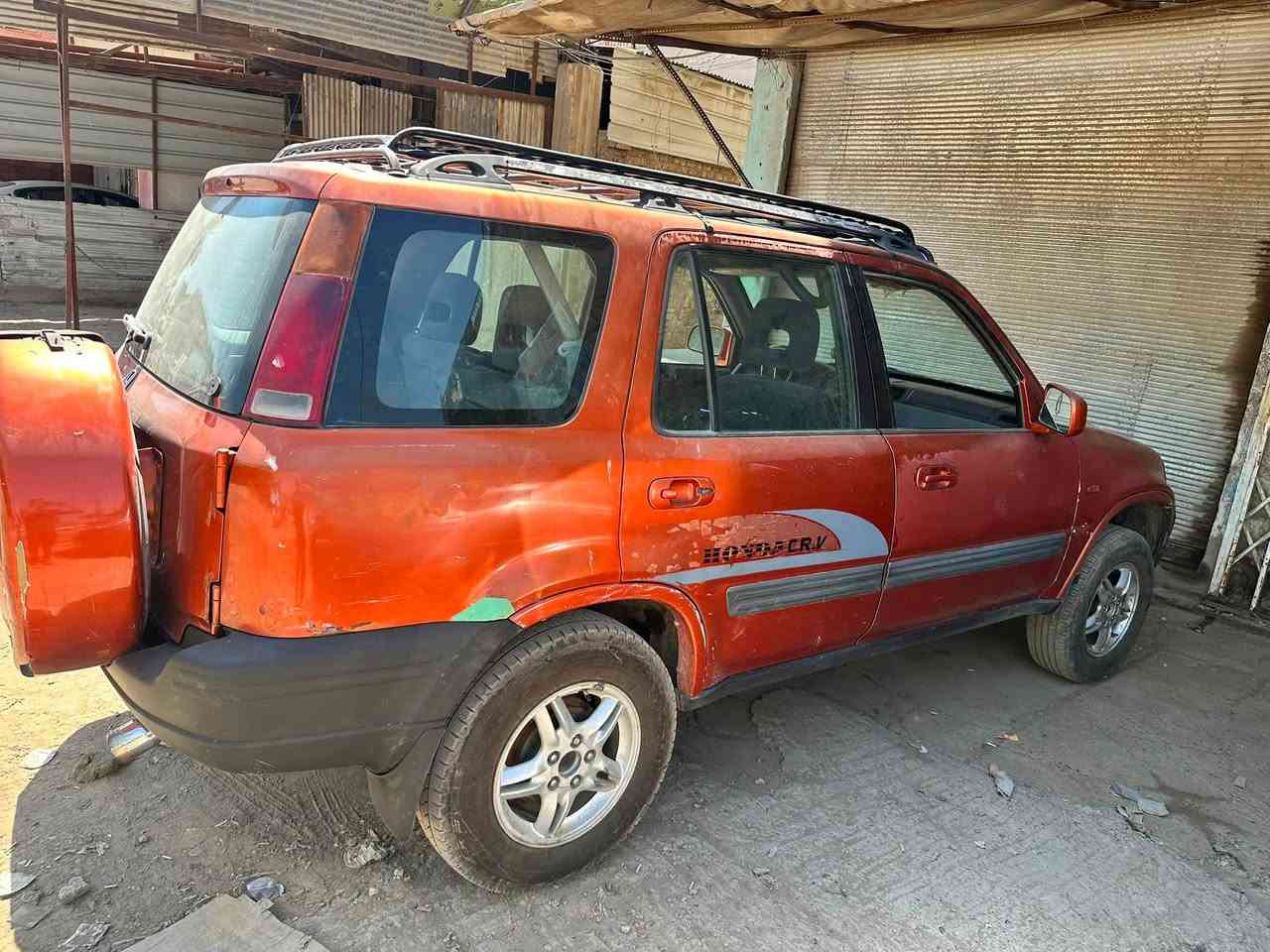 للبيع فقط هوندا CRV 1998
محرك 2.0  جاهزه من كل شي عدا التبريد 
***********
السعر 51$ 
مكانها بغداد 
تحويل مباشر
