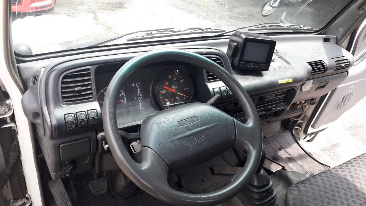 زيرو محور كامل شرط سعر 6 ورقات قفل توصيل لجميع المحافظات موجود واتساب ***********
