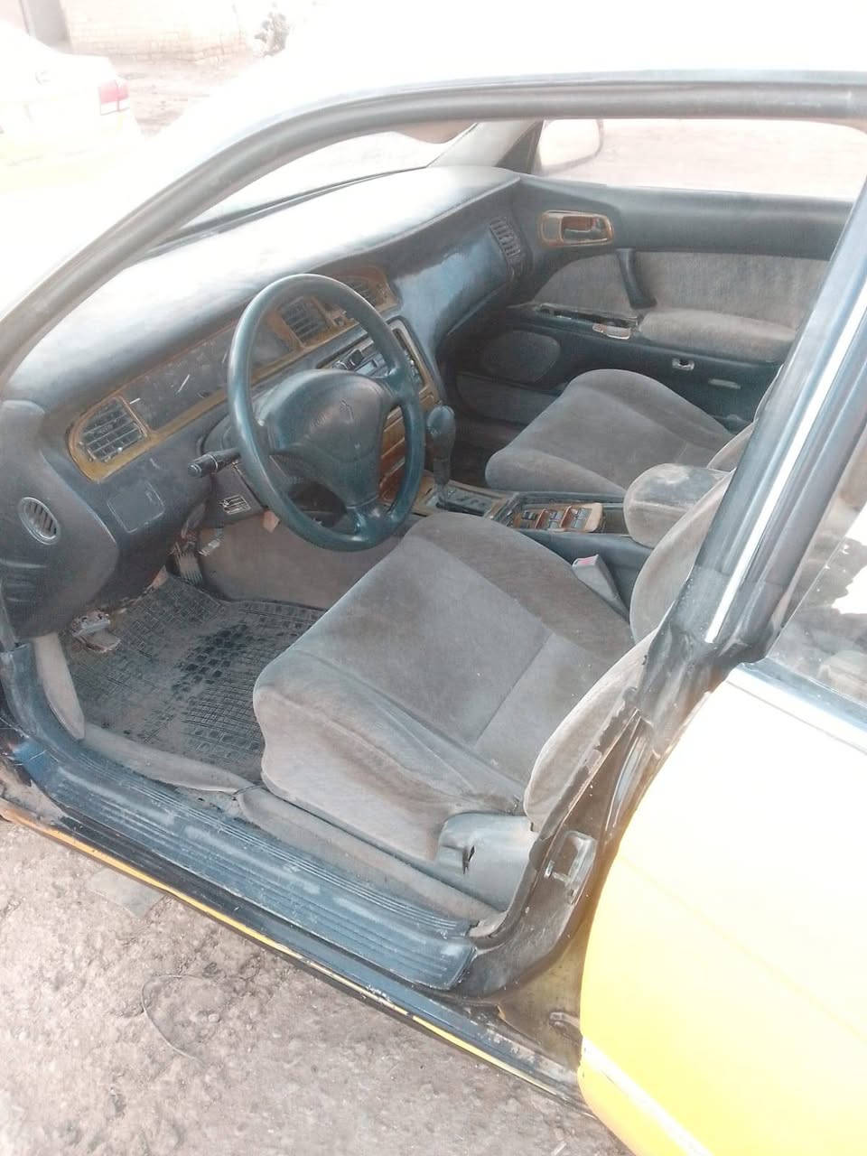 السلام عليكم
للبيع سياره بطه كلش حلوه حداديه نضيفه 
تخم تاير جديد .محرك نضيف 
السعر 22 وبيه مجال 
الاستفسار أكثر ***********
