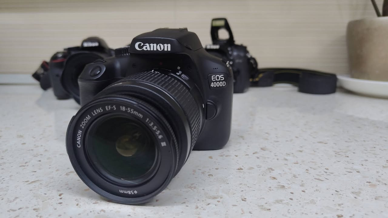 چوار کامێرا و ڕۆنینێ جوان و پاک بۆ فڕۆشتن
نیکۆن D7100
نیکۆن D5300
کانۆن D4000
کانۆن D650
ڕۆنین Dji SC por
هەموویان کامل عەشیای بیلادیان لەگەڵە
مشتەری نامە بنێرە


**إذا كنت صاحب هذا الإعلان وتريد حذفه لأي سبب، رجاءا أرسل رسالة إلى الدعم الفني**