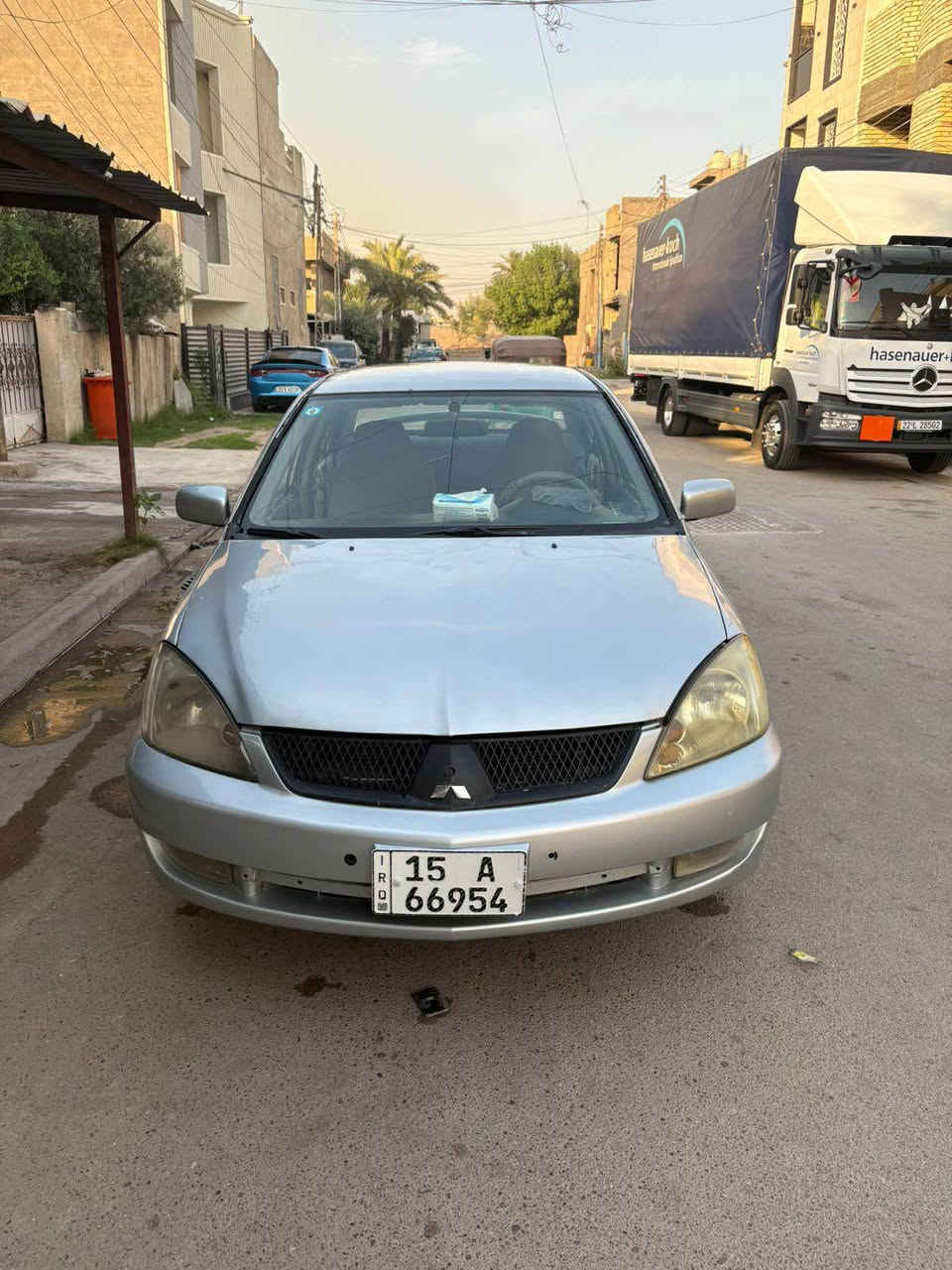 سلام عليكم لانسر 2007 للبيع كير ومكينة جدد مكفولات تبريد مصبوغة عام جمالية بيها طختين خفيفة كلش رقم انبار مشروع وطني بأسمي السعر 60 وبيها مجال الدورة شارع الطعمة 
*********** بغداد, العراق
