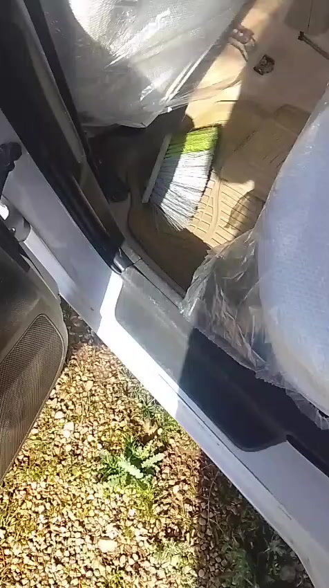 السلام عليكم اخوان النتره مقدس مديل ٢٠١١ مكينه وكير وحداديه خير من الله السياره بيه شكم قطعه صبغ ابيع احزام مكينه ١٦٠٠ دكشن ناصي كهربائية كله شغاله تبريد شغال بدون مواصفات رقم دهوك ٢٤ انكليزي سنويه لل ٢٨ المالك بكربلاء واني بل دوام حالين ب عين التمر مامتواجد عل فيس بس تلفون السعر ٨٧ وبيه مجال حك الجيه ***********
