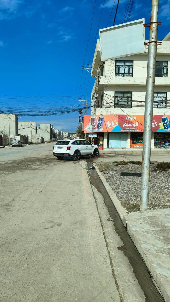 ارض ركن تجاري للبيع التعليم العالي جمعية النور
🔥 فرصة استثمارية مميزة للبيع 🔥
🏢 قطعة أرض ركن تجاري – التعليم العالي جمعية النور 

📍 الموقع:
✔️ مقابل ماركت وسيم مباشرة
✔️ بعد الدورة مباشرة على شارع 20
✔️ موقع حيوي وتجاري ممتاز

📐 المساحة: 120 م²
📏 الواجهة: 10 م
📏 العمق: 12 م
🔢 رقم القطعة: 597

✅ قطعة ركن – مثالية للمحلات أو مشروع استثماري
✅ المكاتبة مع صاحبها الشرعي مباشرة
✅ منطقة مخدومة وحركة تجارية نشطة

📞 للتواصل والاستفسار:
***********
***********
***********

📍 موقع المكتب: حي العربي – بعد تقاطع العريان عاليمين

#قطعة_ارض
#ارض_للبيع
#التعليم_العالي
#عقار
#استثمار
#فرصة_استثمارية
#عقارات
#بيع_وشراء
#عقارات_العراق
#ارض_تجارية
#ركن_تجاري
