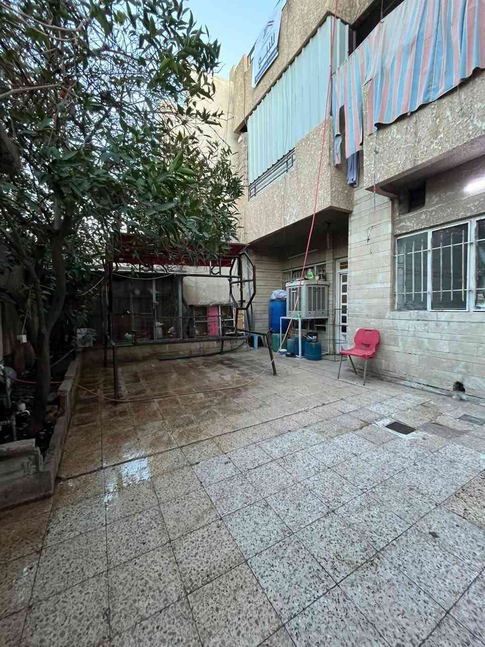 للـبـيـع للـبـيـع للـبـيـع
دار سكني سند طابو الزهور
الموقع حي البكرموقع مميز جدا 
المساحة 165م واجهة 7.5م 
طابقين

#الطابق1 مطبخ  وكراج و استقبال وصالة
🚩ثلاث غرفة نوم _ وصحيات.
#الطابق2 مطبخ _ استقبال _ صالة مع
🚩 غرفتين نوم _ وصحيات.
اتجاه الدار شروق قبله

للإستفسار 
عن السعر وباقي التفاصيل 
الإتصال على الأرقام⤵️
☎️***********
☎️***********
او مراجعه مكتبنا/الموصل/حي البكر سايدين كنيسة تايتنك
