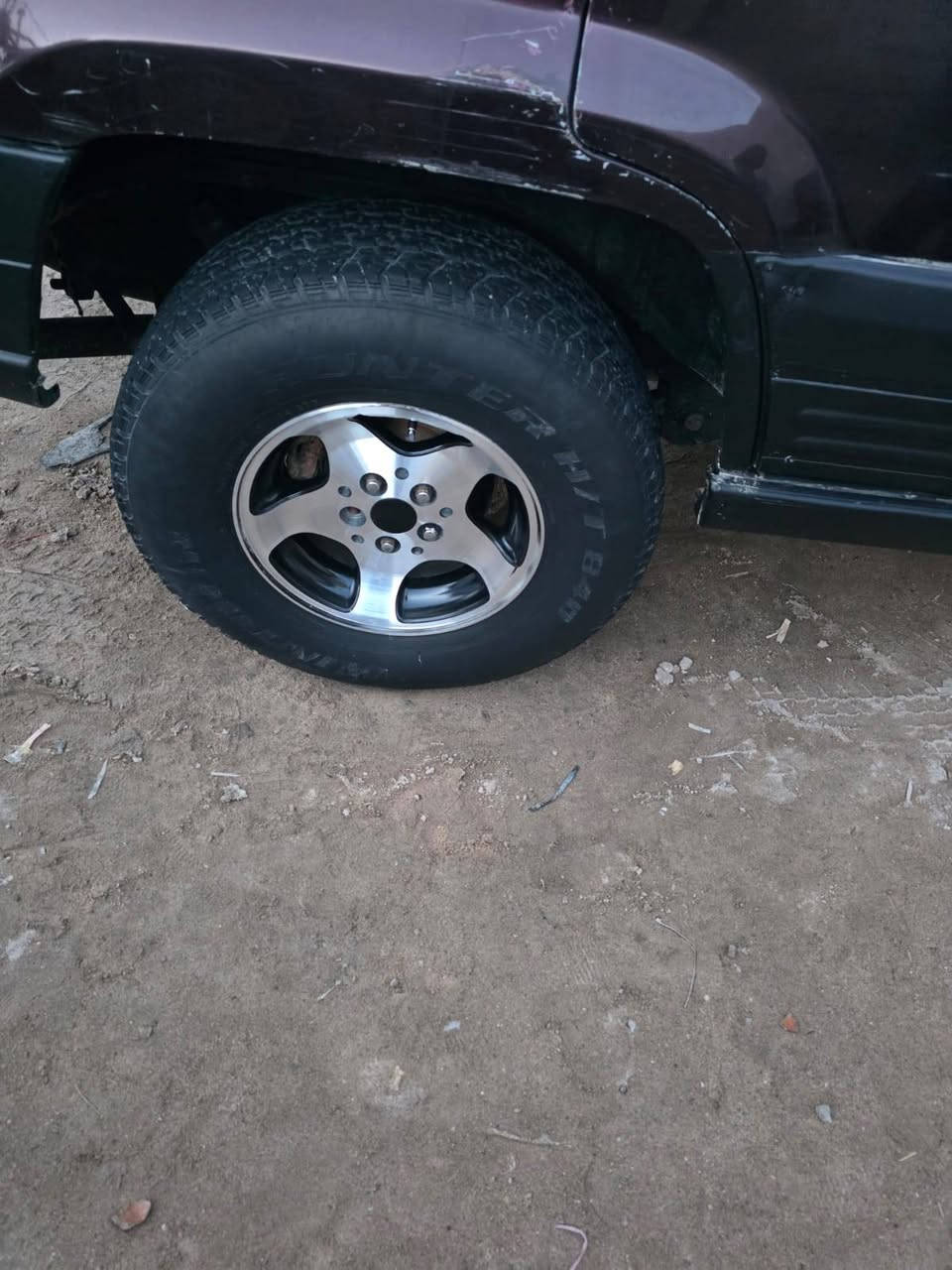 سلام عليكم جيب موديل 94 رقم سليمانه جديد دولي القايت 30 سياره جديده معنه الكلمه فول مواصفات صبق بلاد كفالة من العيوب شرعية تريد مداور تريد وكاله العنوان ناصريه المركز ***********ء***********
