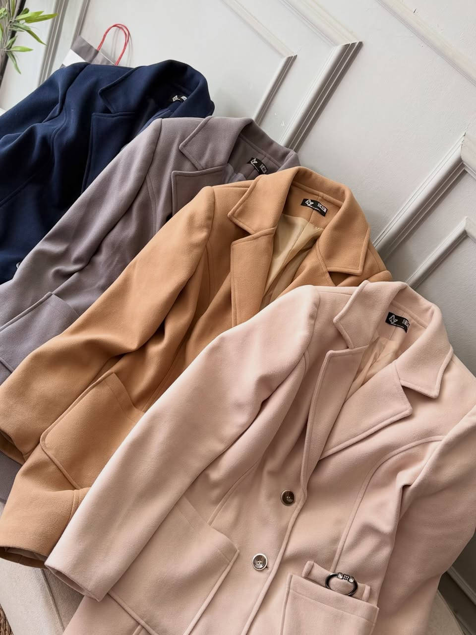 ⁨ ⁨ #ازياء 𝐩𝐧𝐢𝐤 🅿️ 👗 
🍂🍁جديدنا 🍁🍂
 #موس_الشتاء ☃️🪾
#_pink_butikلايك علمود يوصلكم كلشي جديد❤️
.
جديد ‎#pink ⭐️
.

وصل الجديد 🔥 
 
متوفر 4 الوان ❤️‍🔥

قياس /38/40/42/44/46/48

خدمة pink⭐️ حضرتچ ويانة مرتاحة ومطمئنة⭐️يوصلچ الطلب عندچ مشكلة بالقياس ⭐️ بالحقيقة مخالف للصورة⭐️ رجعي الطلب مباشر مع المندوب ⭐️

Pink الثقة والمصداقية اكثر من 5 سنوات 
.
توصيل جميع محافظات العراق 🇮🇶🛍🛒 واتساب 👁‍🗨👇🏻👇🏿 *********** 📲 *********** 📲⁩⁩
