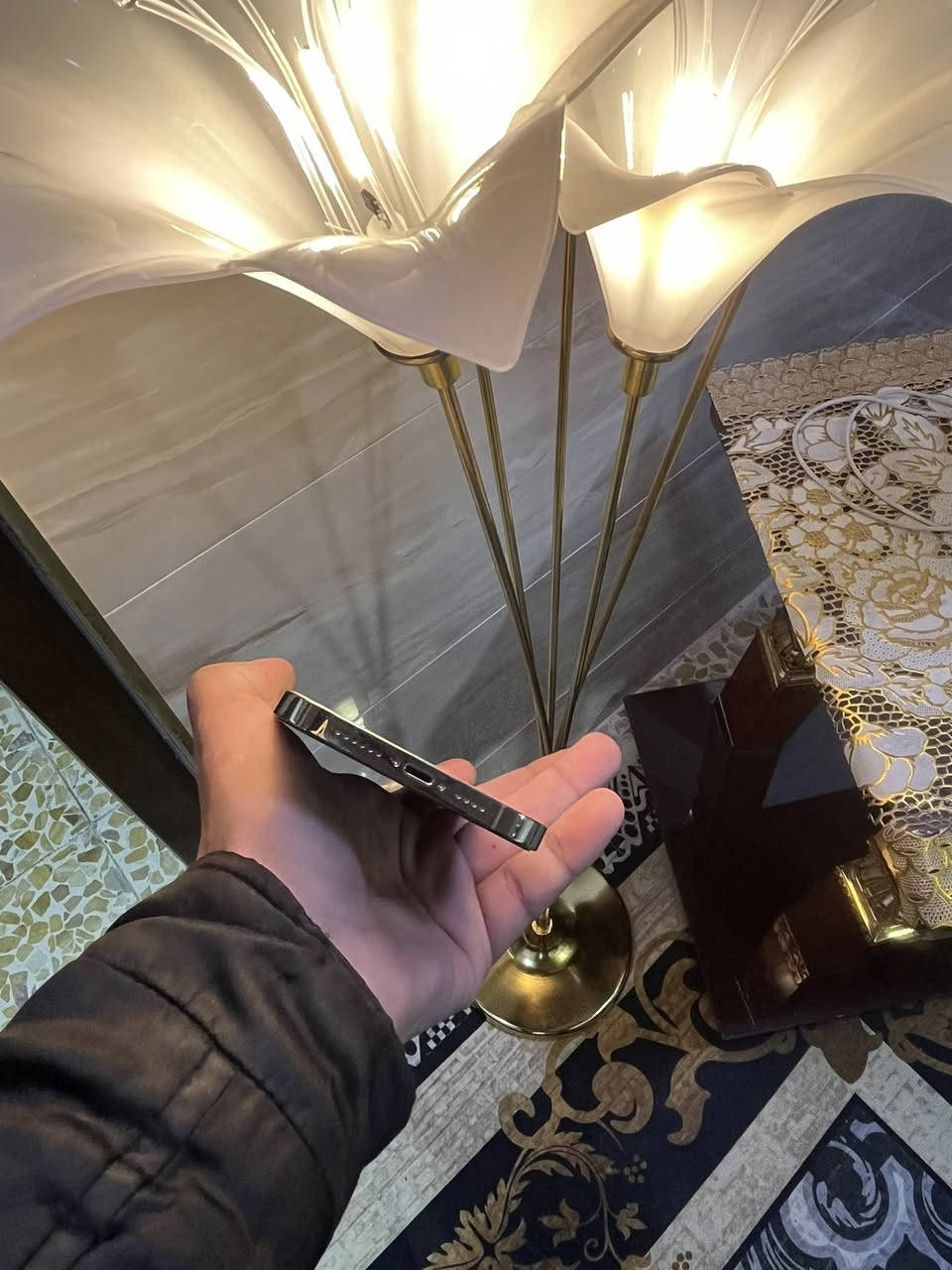 آيفون 12برو ماكس ذاكره 128 جهاز جلخ مآبي نضافه 100/100نموذجMبطاريه94 تك سيم سعره 450بي مجال 
رقمي ***********
