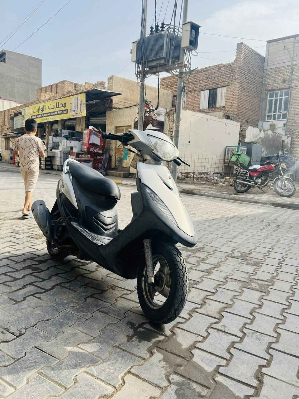 السلام عليكم
ماكس بلادي ختم ويا مكينه49

الدراجه جاهزه من كل نواحي 

سعره750بيه  مجال قيل حك جيه

الاستفسار ***********

وخاص
