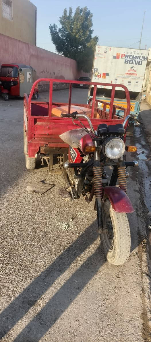 السلام عليكم ستوته للبيع مكلف بنشر رقم اسود الستوته خير من الله مال جناي السعر 900 وبيه مجال مكان واسط قضاء الأحرار *********** يوجد واتساب
