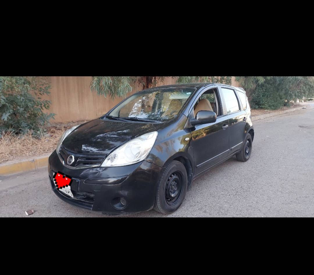 نیسان  ڤێرسا   نۆت
مۆدیل  2010  گێڕ  عادی
گێڕ  مەکینە  بەشەرت 
مەکینە گەورە 1.8 نەشکرایتەوە
بنزین زۆر کەمدەخوات تابڵێی بەکێشە
شاشە  ئایپاد و  کامیرە 
چارتایەی تازە 
3 پارچەی بۆیاغە بێ داخلی
300 هەزاری غرامە لەسەرە دوای پێک هات دەیگەڕێنمەوە .
بەناوکردن و وکالەش دەکەین
نرخ 57 ورقە،،،،پارەی اڤیۆیەکی گێڕ عادی 2007
 ژمارەی کۆڕەک و ڤایبەر
*********** أربيل, العراق
