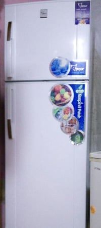 ثلاجة • حجم كبير • مدينة الصدر قطاع٤٤