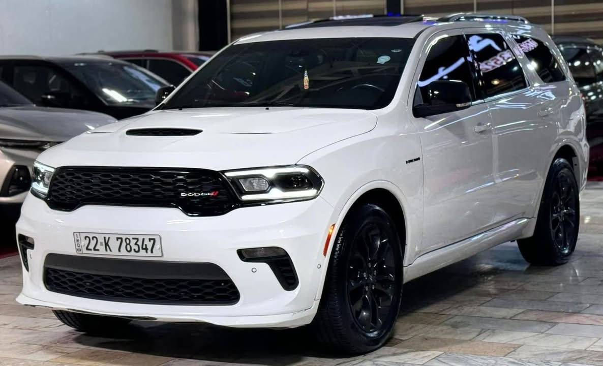 للبيع سيارة دوج دورانجو R/T Max موديل 2021، بالفئة الأعلى والمواصفات الكاملة (فل مواصفات 1/1)، بحالة ممتازة وجاهزة للاستخدام الفوري.⚙️ أبرز المواصفات:المحرك: هيمي HEMI ذو 8 أسطوانات بسعة 5.7 لتر (قوة وعزم جبار).المقصورة: ثلاثة صفوف من المقاعد الجلدية (7 ركاب) مزودة بنظام التدفئة والتبريد، مع الشاشة الكبيرة.الأنظمة الذكية: ، حساسات، ونظام التشغيل عن بُعد.الضمان: المحرك، ناقل الحركة (الكير)، والتكييف بشرط الفحص الكامل.🛠️ حالة الهيكل (البدي):السيارة تعتبر لقطة ونظيفة جداً؛ حيث يقتصر الضرر على قطعتين فقط (قطعة صبغ واحدة، وقطعة أخرى مستبدلة بنفس اللون).باقي أجزاء السيارة بالكامل (ليبل واحد) وعلى الفحص، مما يضمن لك القيمة الحقيقية مقابل السعر.💰 السعر المطلوب: 29,000$ (290 ورقة).📍 📞 للشراء والاستفسار:يرجى الاتصال مباشرة أو المراسلة عبر الخاص:***********

تنويه للمشترين: السعر ليس غالياً بالنظر إلى نظافة السيارة؛ فالضرر عبارة عن قطعة صبغ واحدة فقط، وليست ثلاث أو أربع قطع صبغ كما في السيارات الأخرى المعروضة بالسوق.
