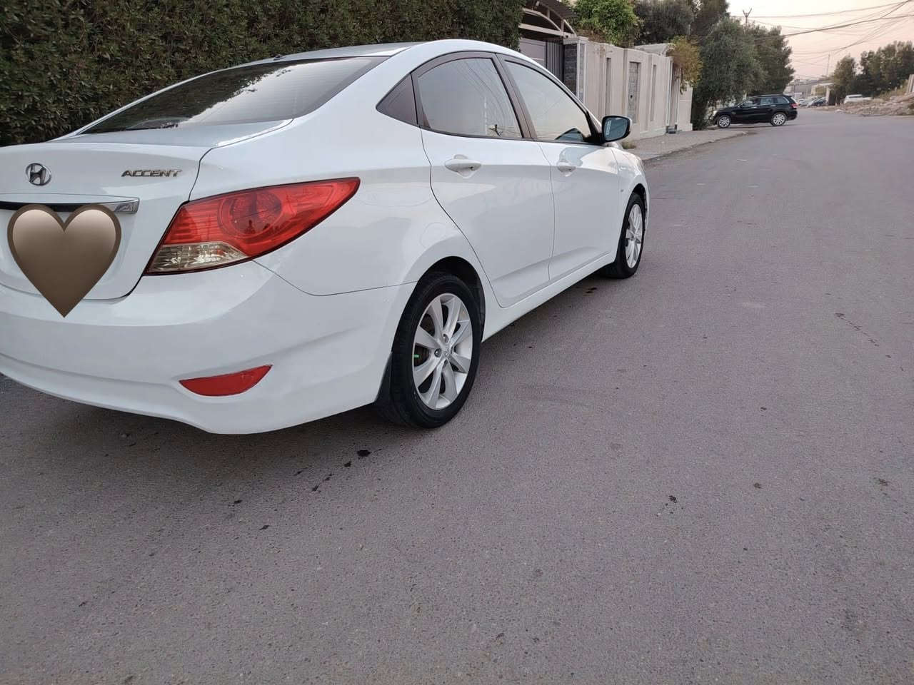 السلام عليكم اكسنت 2013 خليجي مواصفات blue محرك 1600 فتحة تحكمات استيرن مكاني بغداد الكرخ ماشي ١٣٢ الف 
السعر104
استلام شركة رقم ***********
