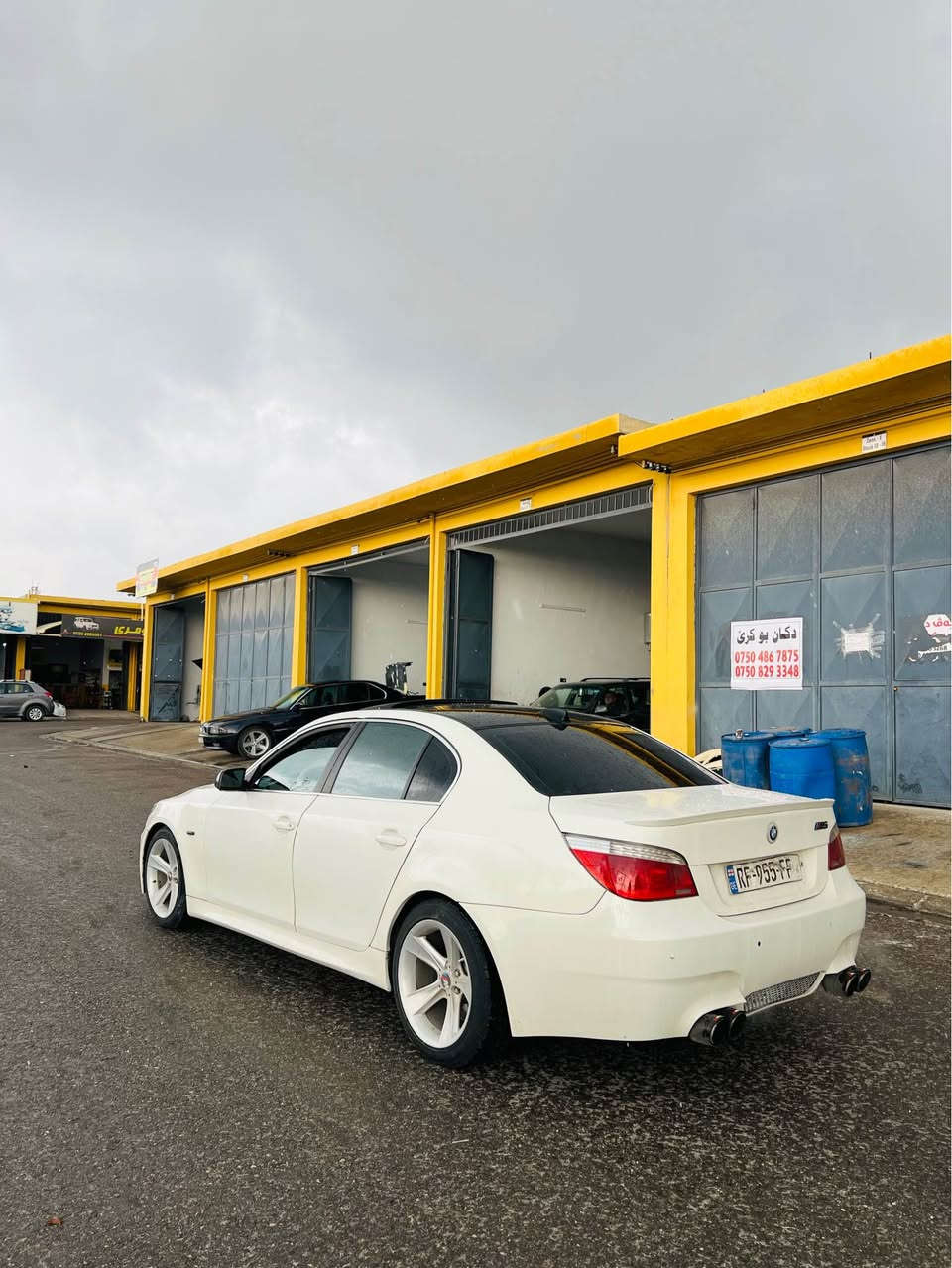 موديل ٢٠٠٨
حجم ٥٢٥
ساراه قبات ماسفاته
سلايت
كوشن جلد و هيتر
ستيرن كاره باي
به صمه
ساره ستئج كريه كزوز M5
بئ كيماسيه 
منفيست عصلي غورامه شرت
صعر ٧٧ و مجال
تئبينى ساره صقف موسه
***********
*********** دهوك, العراق
