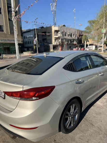 السلام عليكم 
-النترا 2017 وارد امريكي (رقم شمالي سليمانية) السياره داخله كلين فقط الدوسه جوه الباب  السياره ليبل واحد

- وهنا بل عراق صار بيها صبغ نص الجاملغ الامامي جهه الصدر وبارد الجاملغ الخلفي وبارد بسيط بل بابتين جهه الصدر موضح بل صور 

السياره عليها ادامه كامله تخم تايرات جديد صدر جديد منضومه زنون 

السعر 124 وبيها مجال 
العنوان بغداد الاعظمية 
للاستفسار ***********
