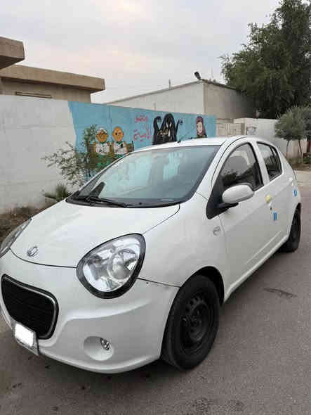 جيلي باندا 2012 بغداد  للبيع 
ماشية 59 الف كيلو 
السعر ٤٨ وبيها مجال بسيط جدا 
( الكير بي صفنه ب البك R ) 
محرك وتبريد نصيفات كلش 
صدرها نصافته 60‎%‎ 
تخم تايرات وياله جدد 
رقمها بغداد باسمنا تحويل مباشر 
مكاني بغداد المنصور للأستفسار 
*********** بغداد
