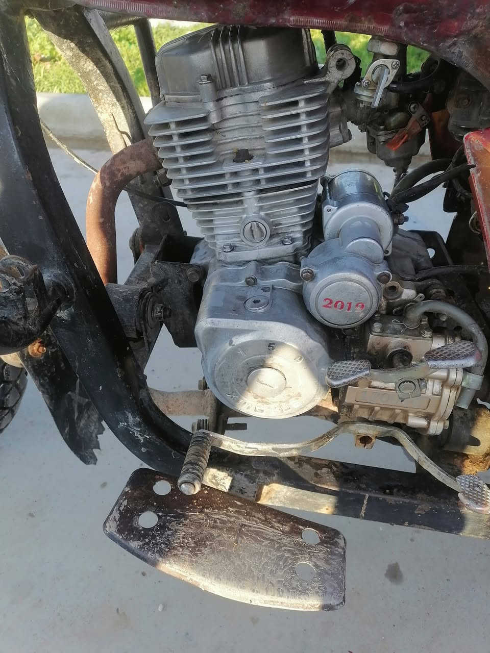 السلام عليكم ستوته للبيع موديل 16محرك 19 وايرمنيه شغاله ستوته نضيفه مال رزق مضروبه باج مكاني الايمن العبور شراي خابر وتدلل 
***********
***********
