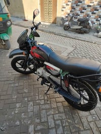 بوكسر جبلي مديل 2023 ماشيه هواي 19 الف حقيقي رقم بغداد مكفوله كفاله عا...