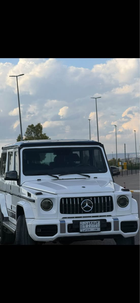 Mercedes G class 2009 
شکلی كامل كراوە بە 2020 
مەکینە 8 پستن لیگزز مەرغوب
وەك بیلادی هەمووشتی
بەسمە و شاشە گەورە 
تەبرید مەرکەزی
ویلی بیلادی سپۆرت
ناو داخیلی کرایتە 2021
سوکانی AMG سپۆرت  
سەقف رۆزرایز شامۆ 
گێری سپۆرت شەفت لە سوکان
سیستەمی گزۆزی نەرمە سەوتێکی زۆر راقی هەیە
تازە کامل سێرفزی بۆ کراوە 
چوار تایەی و ویلی لۆکی بۆ بوسترات
رەقەم بغداد مشروع وەطنی سەنەوی 2027 
سەیارەکە زۆر خاوێنە 
سعر 195 وەرەقە و کەمێک مجال
شوێن // هەولێر
گۆینەوەش دەکەم بەشتێک بەدلم بێت
بۆ زانیاری زیاتر نامە بنێرن لەخزمەت دام . أربيل, العراق


**إذا كنت صاحب هذا الإعلان وتريد حذفه لأي سبب، رجاءا أرسل رسالة إلى الدعم الفني**