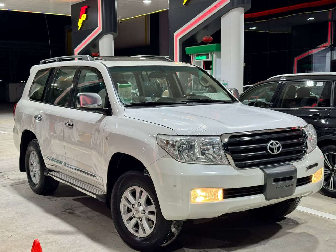 بەناوی خوای گەورە وەنەوشە بۆ فرۆشتن دووبە 2008 .GXR. V8 فول
بئ بۆیاخ تەنها دووبەلەی بۆیاخ
بئ جالو شوخت
تازە داخل بوو
سلایت وتۆمتیکە
ناو زەردە
وینجی بیلادی بیوەیە
٤ تایەو ویلی لۆکی لەژیرە
دەروو ناوی سفر
بئ جالو شوختە
هەمو گیانی جایزە
دەبل ئەکسلی مەزبوت دەبل گیری مەزبوت
گیرو مەکینەی بەشەرتی دە فیتەر
بئ دەحمو لیدراو
ئەیبی ئیس و  ساردوو قەرمی مەزبوت
سەیارەکە باکو تەمیزە تازە داخل بووە 
بۆ زانیاری زیاتر تیل بکەن لە خزمەتام
*********** واتساب
*********** فایبەت
نرخی ٢٠٥ گەلاو مەجال
