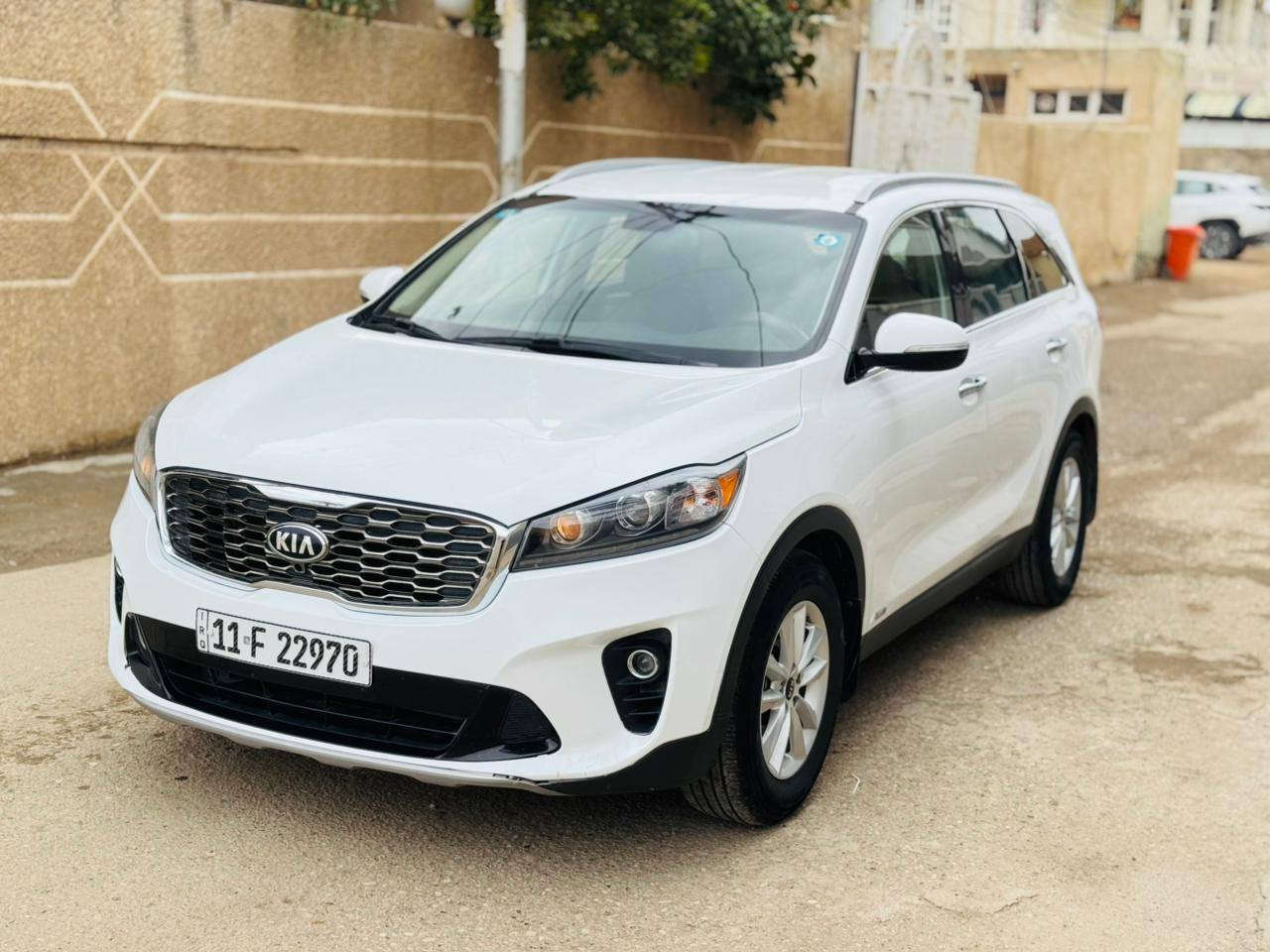 السلام عليكم سورنتو موديل 2019 وارد كندي رقم بغداد انكليزي بسمي مواصفات بصمه تشغيل وابواب كشن كهرباء تدفئه كشنات تدفئه ستيرن اربعه سلندر بيها حادث بدايه البنيد فقط بدون ايرباك رقم الشاصي مرفق السعر 188 وبيها مجال رقم الهاتف ***********
