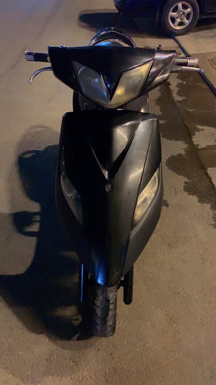 السلام عليكم / (( للبيع او مراوس )) مع الفرق
معتاز مبلغ لا اكثر ولا اقل

الدراجة بشهر ال 6 العام رمبة اخذتها 
كفالة عامة اي نقص مابيها علا 
وضع البلاد شرط تجيب وياك فيتر وتجي تفحص

مكاني شارع فلسطين
هذا رقمي *********** ( فقط واتساب ) بغداد, العراق
