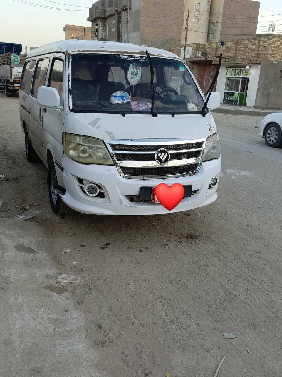 سلام عليكم سياره فتون مديل 14 فراشه موصليه كير مكينه اكسن كفاله حداديه جديه توني شادهه  كشرهه نضيف دواخلهه نضيفه سياره تايرات 80بل ميه نضافتهن سعر خاص مكان ناصريه نتصال ***********
